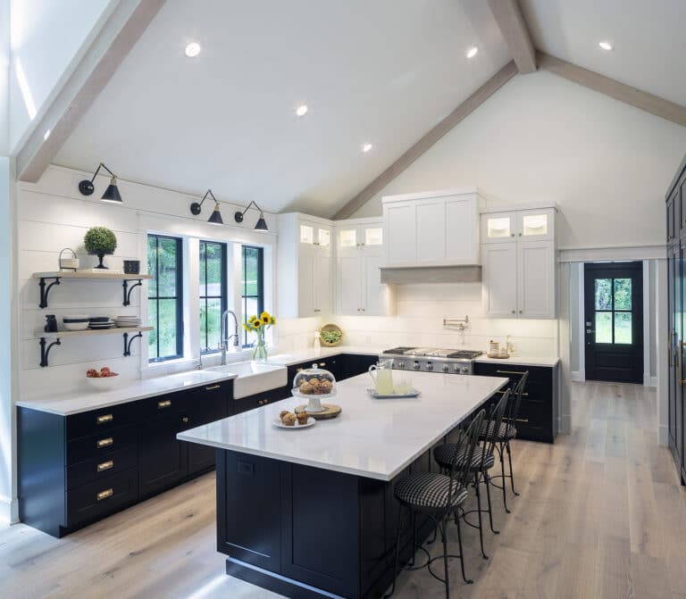 Black White Transitional Farmhouse Kitchen 2