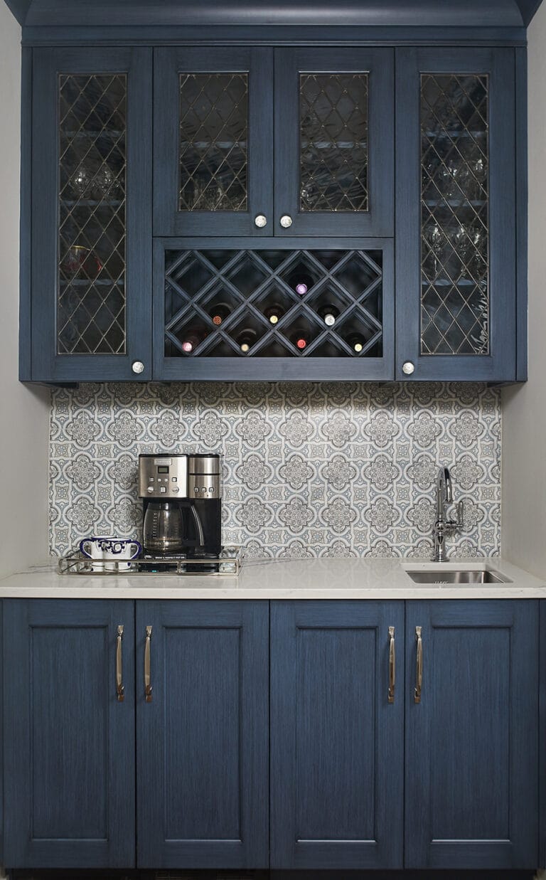 Classic Farmhouse Traditional Blue Wet Bar