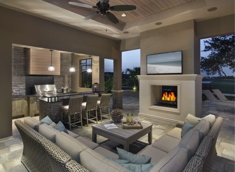 Luxury Contemporary Outdoor Kitchen and Fireplace