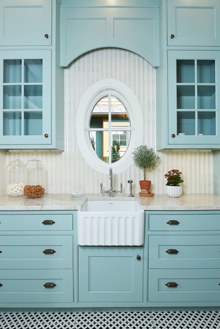 Traditional Light Blue Butlers Pantry Cabinets