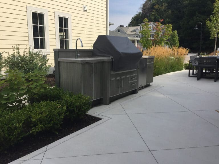 Interlake Walk Cottage Outdoor Kitchen